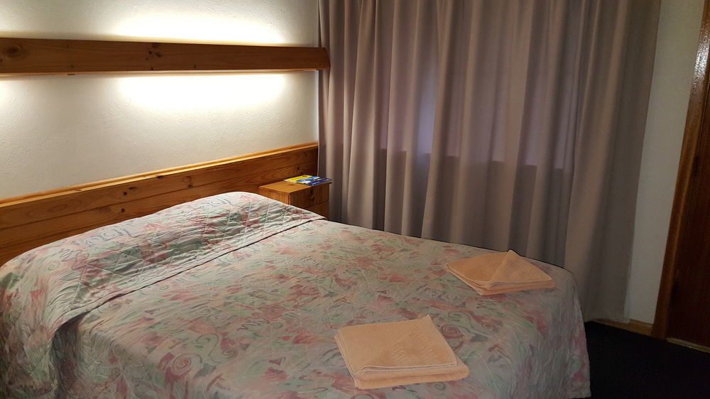 Coomacountry Club Motor Inn Bagian luar foto
